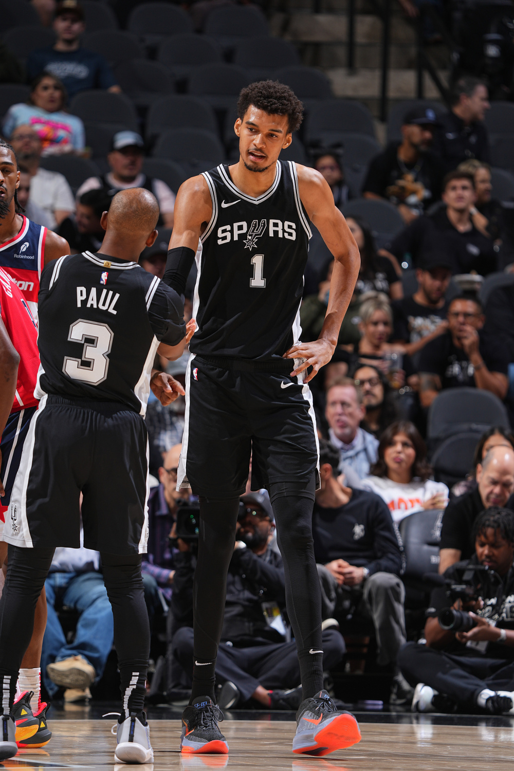 布鲁克林篮网集结日战术微调赛后浙江稠州备战NBA季后赛，媒体一致点评：门兴格拉德巴赫围绕国王杯远射贴柱的简单介绍